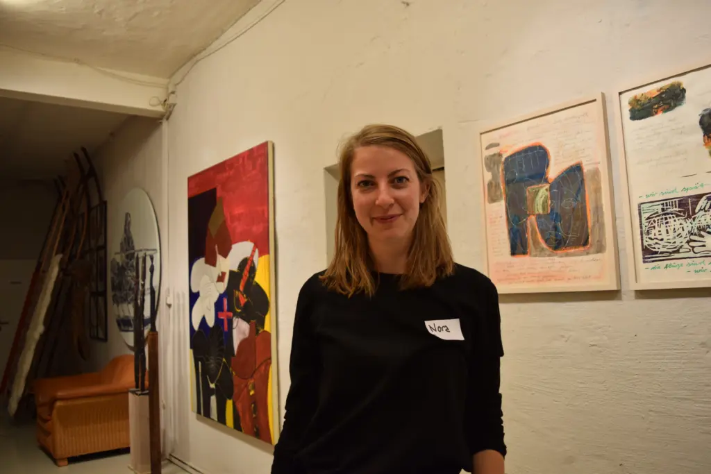 Nora Hauptmann stellt die makromedia Universität Kiron für Flüchtlinge, auf der Zukunftstour in Potsdam vor. Foto: Lilith Grull