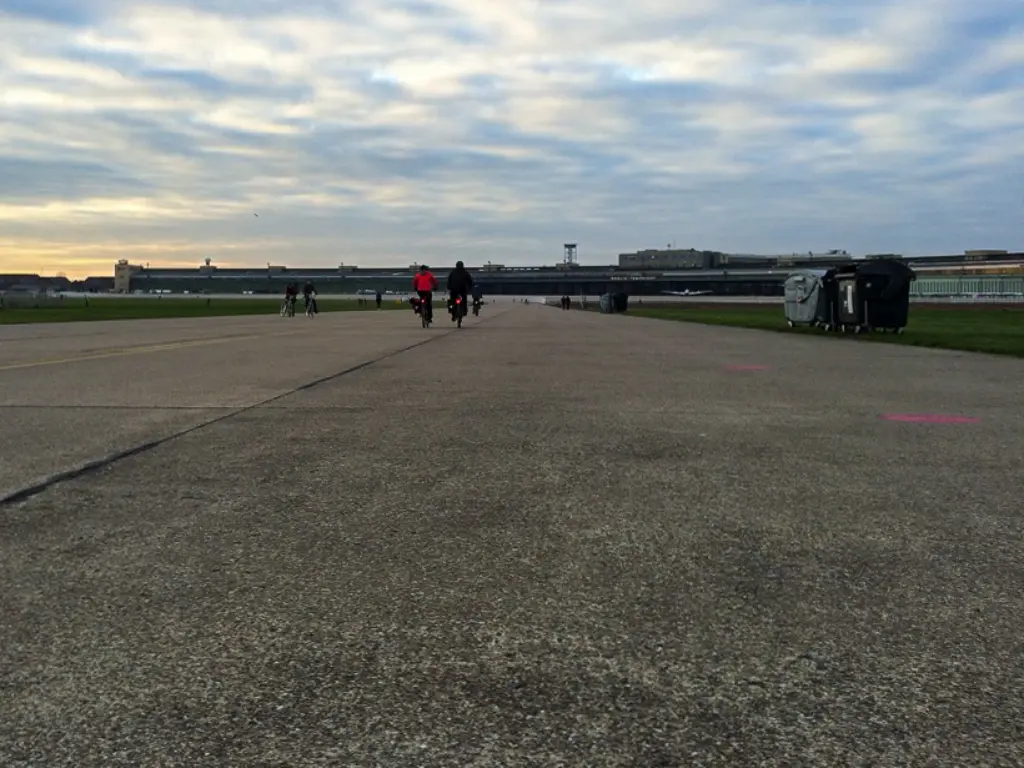 po_Blog_Jugendforum_BildimText_Tempelhof_(c)BenediktBungarten-1