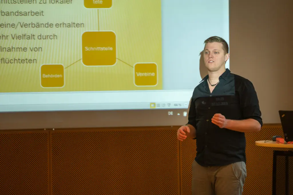 po_Blog_Jugendforum_BildimText_Liveticker_(c)BenediktBungarten-1-2