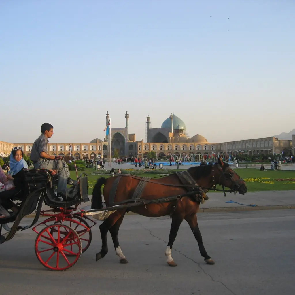 Kutschfahrt in Isfahan in Iran: "Maral Koohestanian" / www.jugendfotos.de