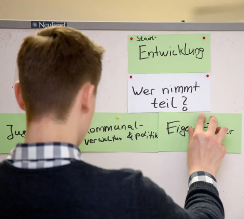 101217_jufo_ stadt_fbosdorf