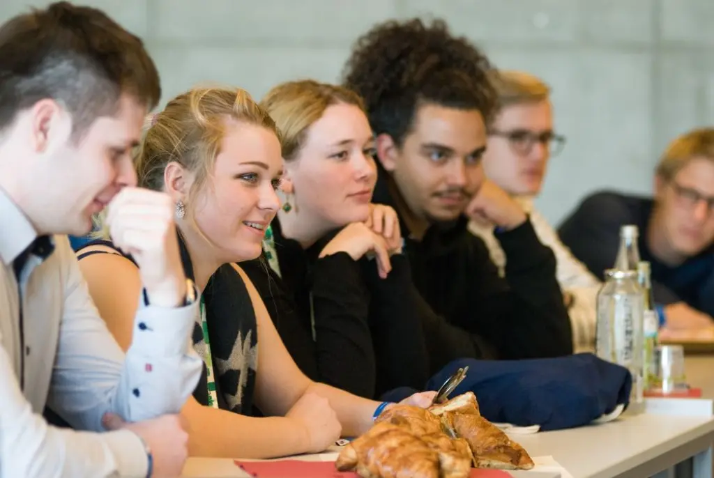 2771133_1_articlefancybox_44206280135_136ed04460_o