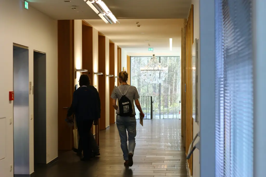 C8133FA5-7BE2-4491-88B5-2F0D34E0942C