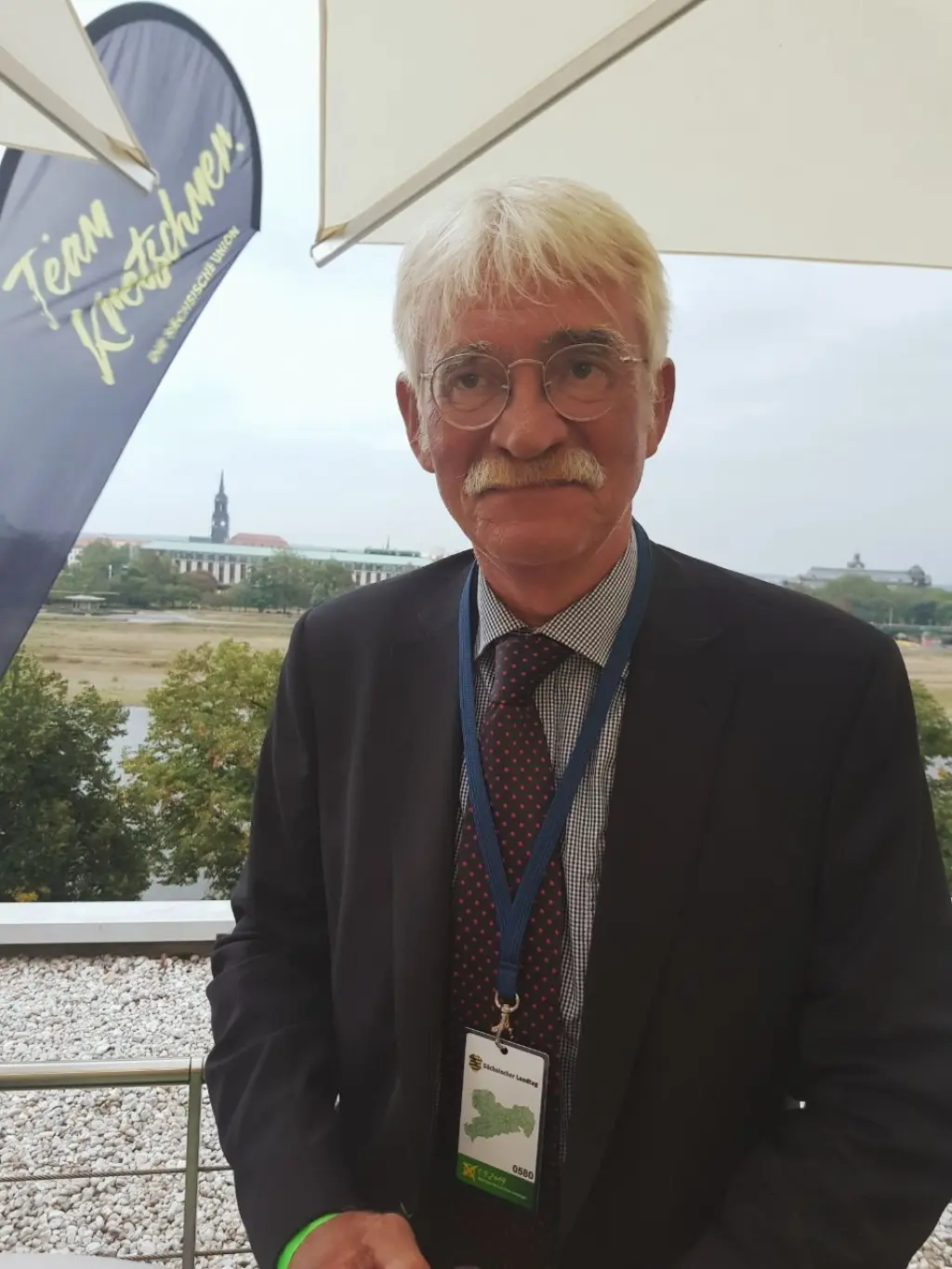 photo5433687727922064277