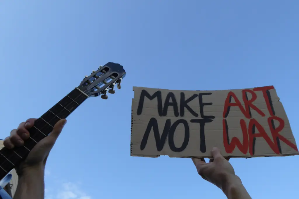 Bild Interview Vaughan zuschnitt