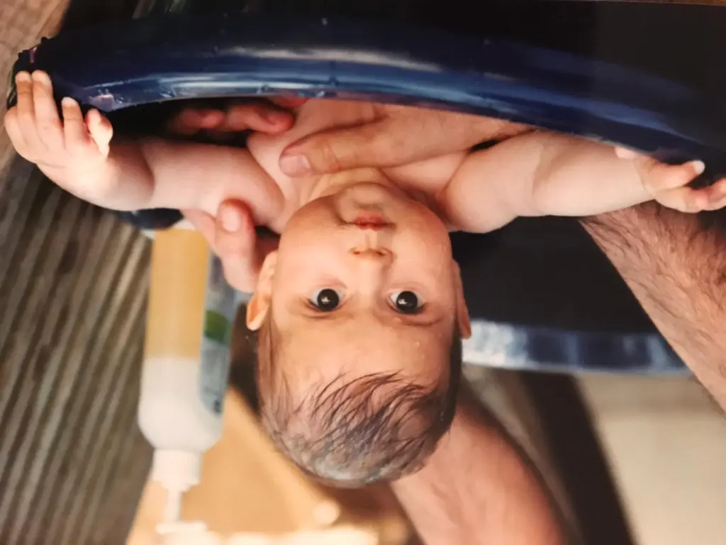 Eine geschlechtsangleichende Operation ist für ein intersexuelles Baby ein bedeutender Einschnitt. Quelle: Helene Ruf