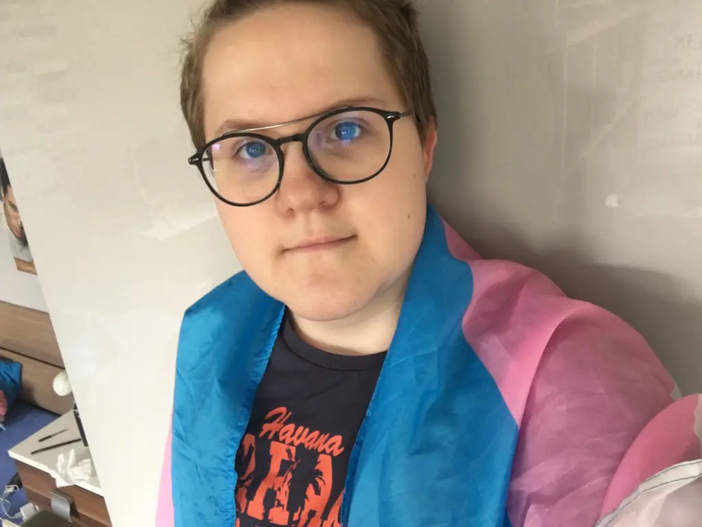 Mila heute - jetzt weiß sie, wer sie wirklich ist. Quelle: Mila Saß