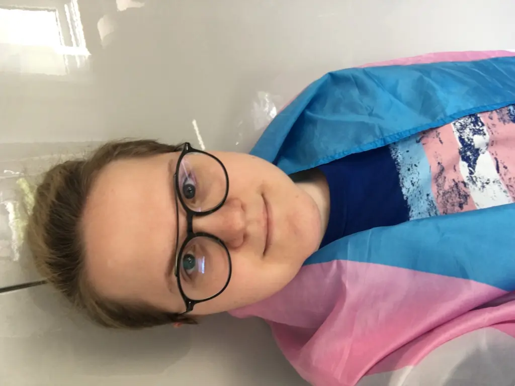 B977BE00-19CA-491B-9743-4F11CAFCA539