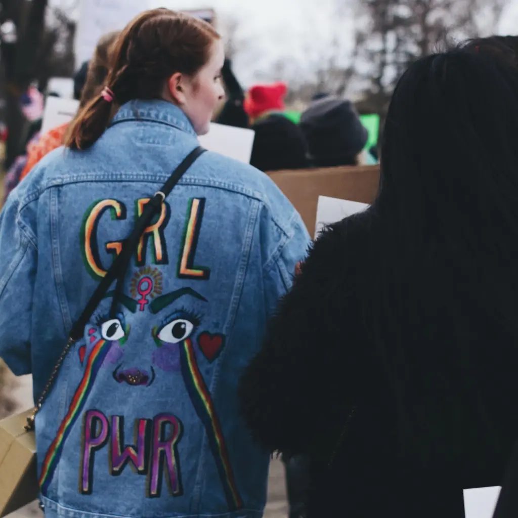 brianna-santellan-MNoGEEs6U2o-unsplash