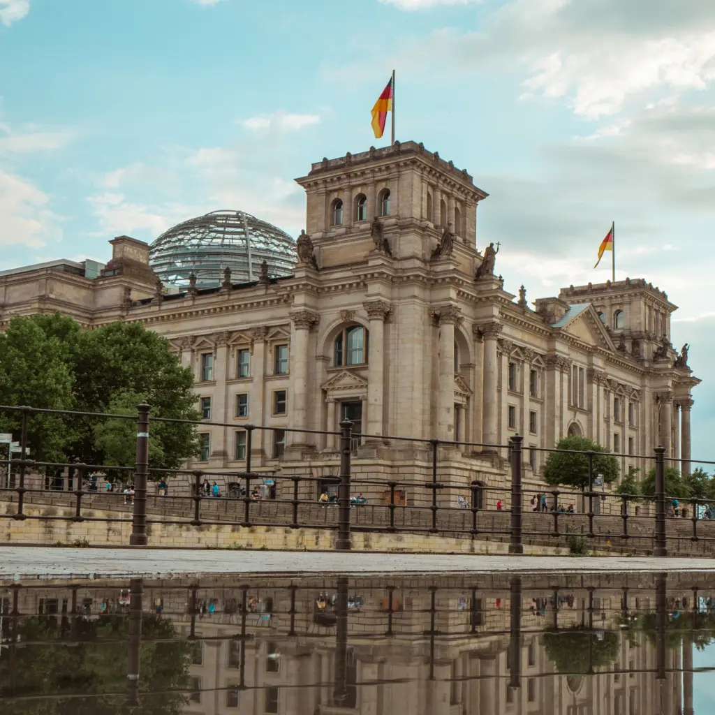 leon-seibert-dmtOsXvl8jc-unsplash