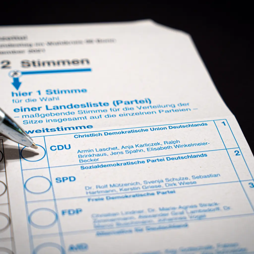 mika-baumeister-unsplash