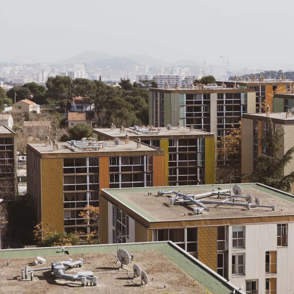 Plattenbauten in den Banlieues.