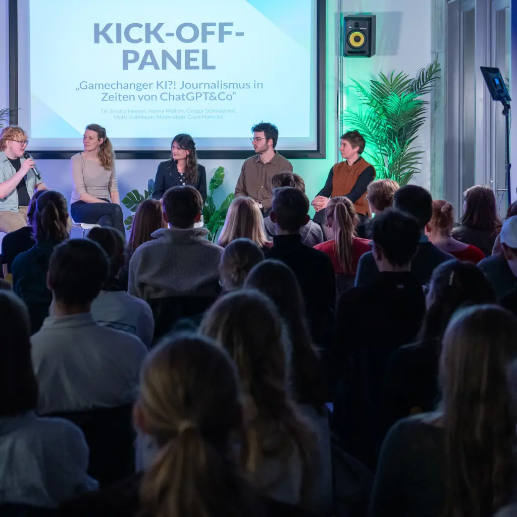 53614091076_c3a377386d_k