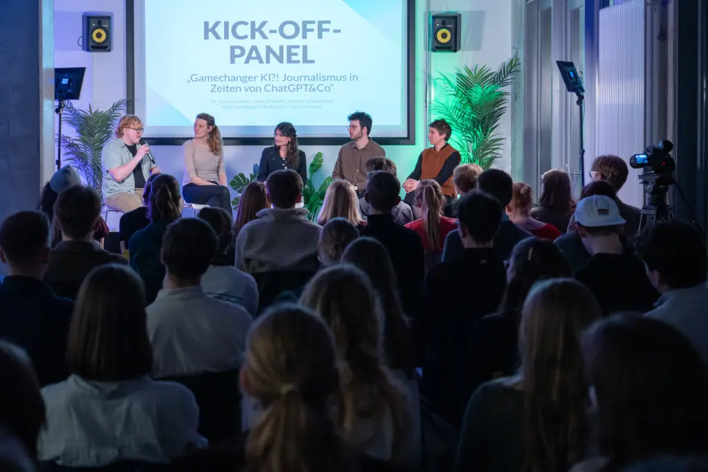 53614091076_c3a377386d_k