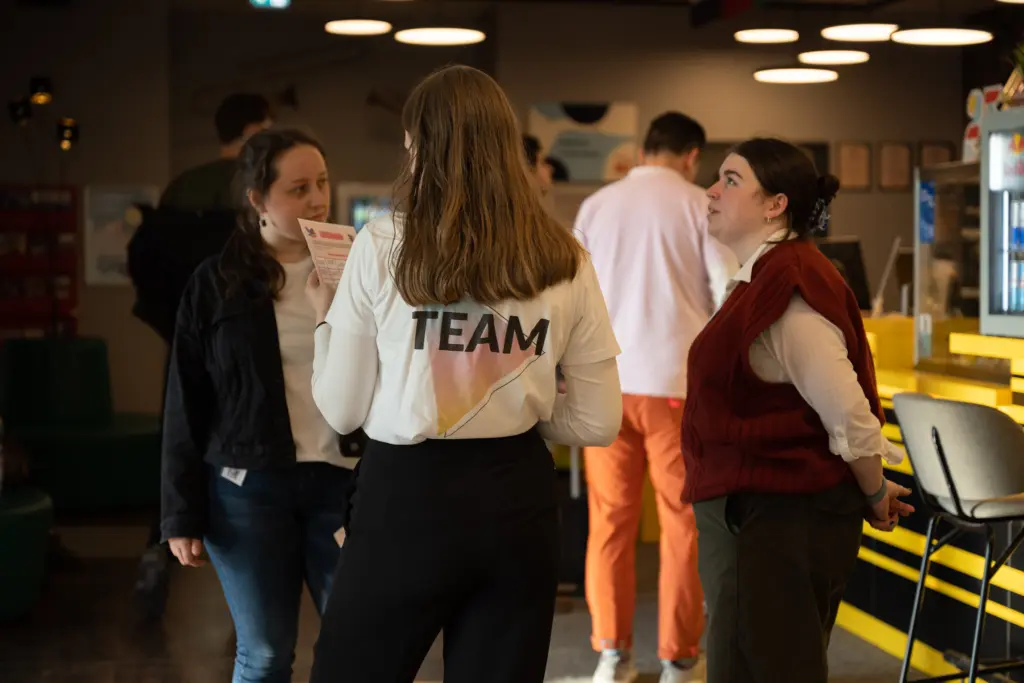 54913016962 6c0d01f20f k