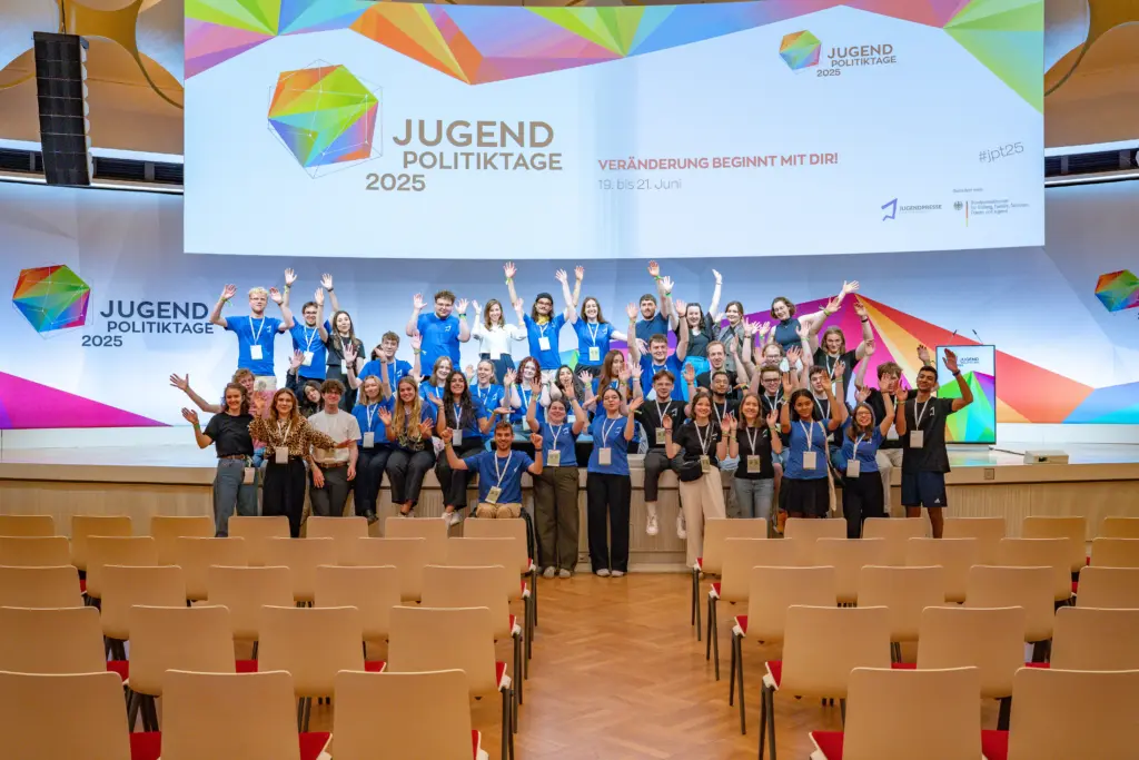 54599945873_8619b4086a_o (2)