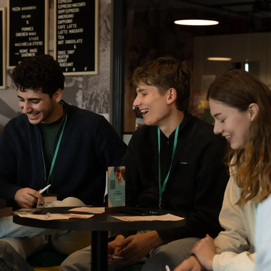 54913016502 309469381b k