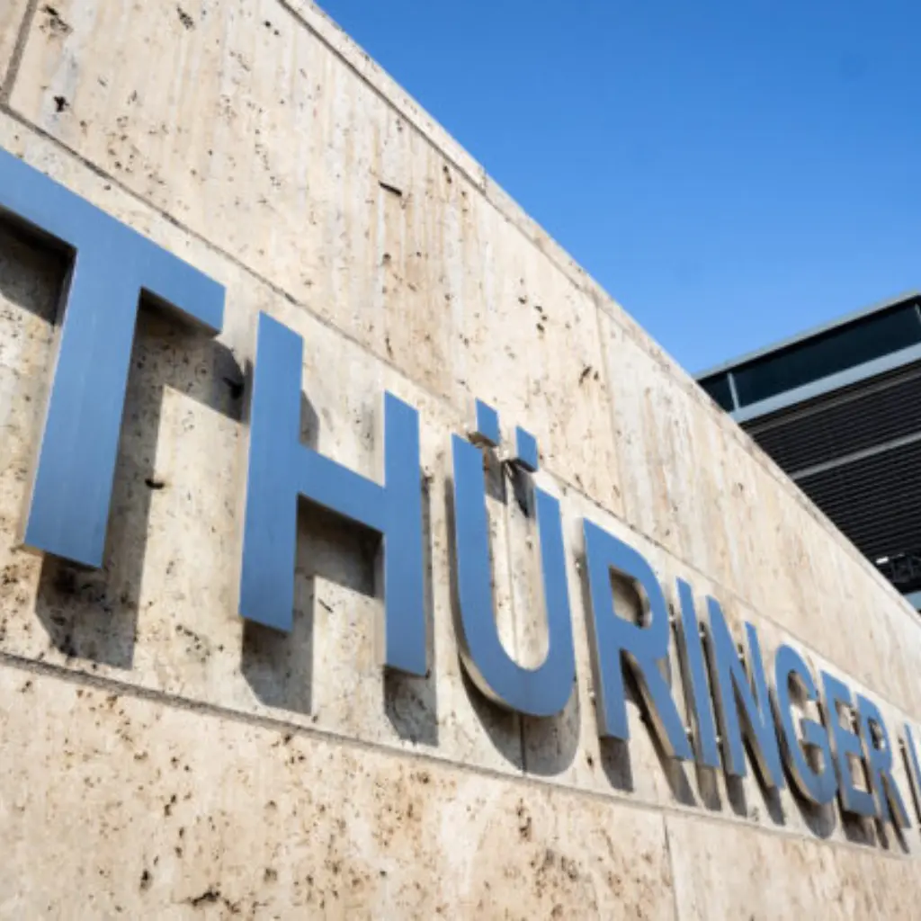 Wer künftig mit wem im Thüringer Landtag, ist gegenwärtig völlig offen. Klar ist: Von Erfurt geht ein Beben aus.