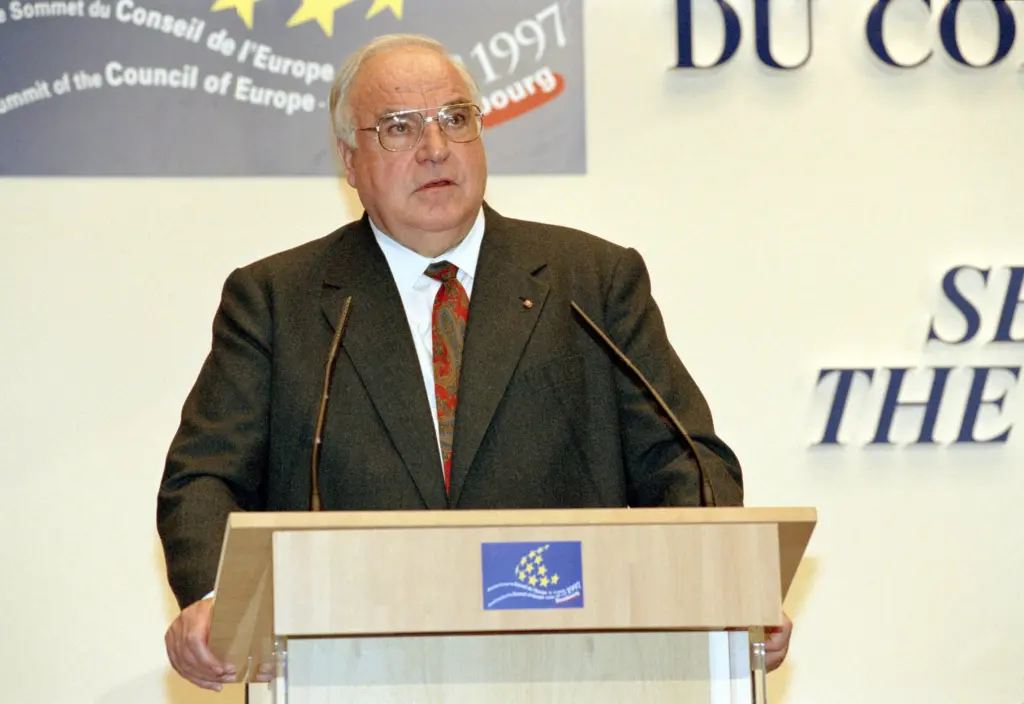 Helmut Kohl, 1993