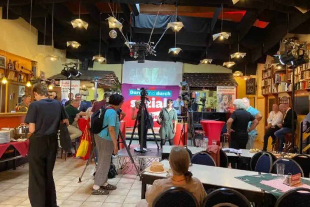 Wahlparty der Linken am Wahlabend der Sächsischen Landtagswahl. Foto: Jasper Kortmann